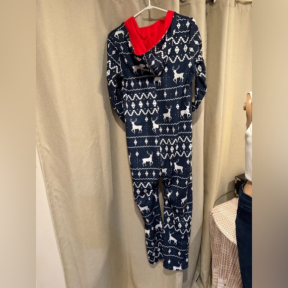 PTP 20 inches 34 inches from shoulder to crotch inseam is 28” Christmas onesie - Picture 3 of 11